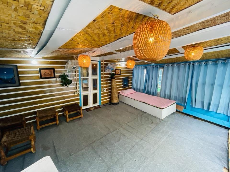 হাওরের সুলতান Cabin