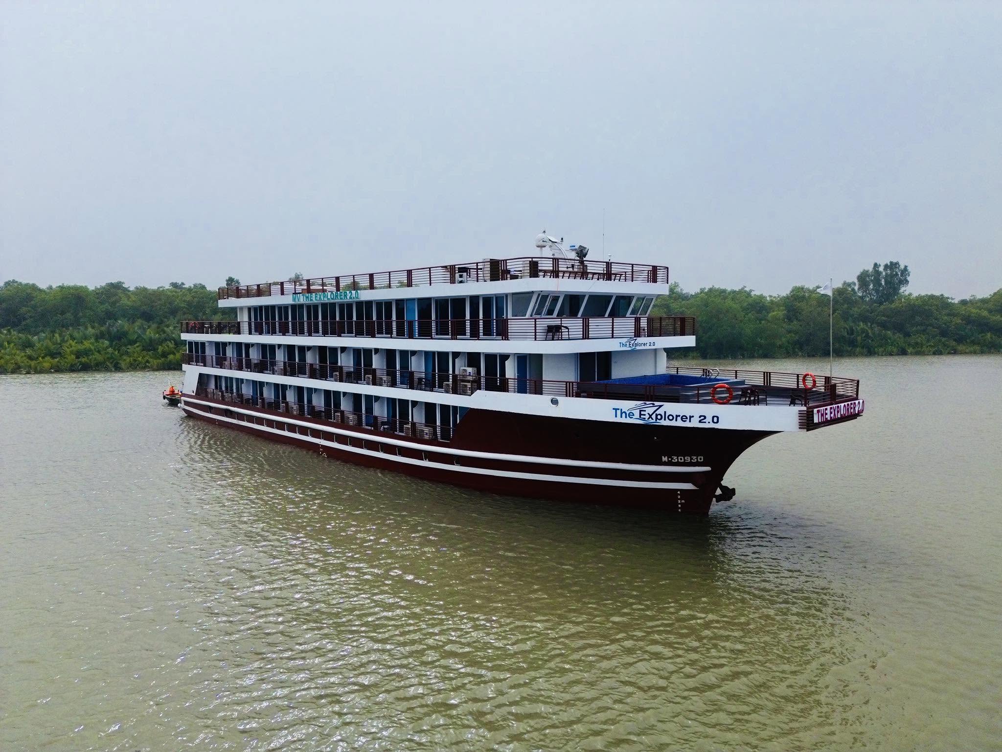 The Explorer 2.0 front view Sundarban modern cruise ship